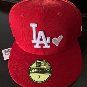 LA fitted hat size 7